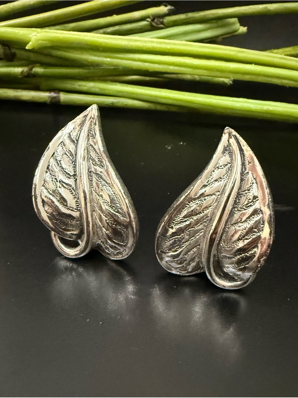 Vintage TORTOLANI Silver-tone Anthurium Leaf Clip On Earrings
